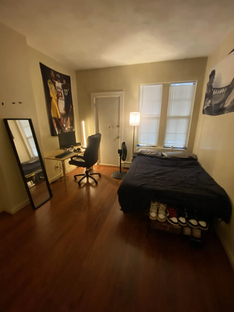 Bedroom - Apartment right beside green line stop (few stops from Northeastern University)