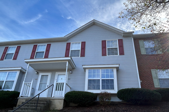 Front - Fall 2025 room open - Pheasant Run Crossing Townhome