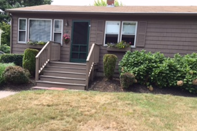 Outside - 2 Bedroom Available - 29 Camden Road  Bonnet Shores Narragansett, RI 02882