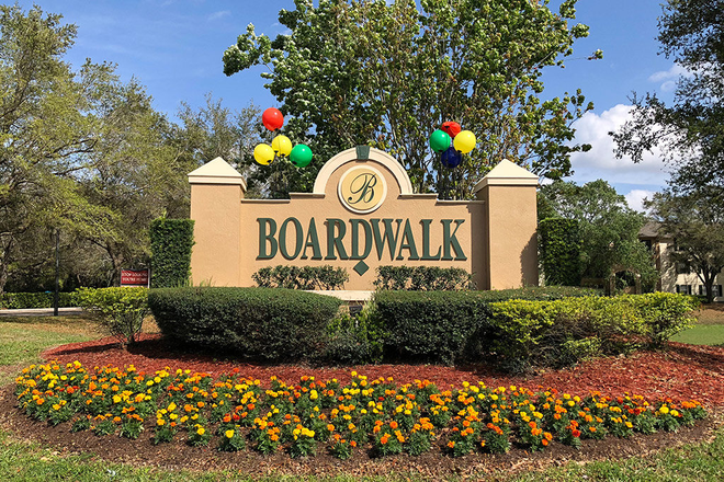 Front of Apartment complex - Boardwalk at Alafaya Trail