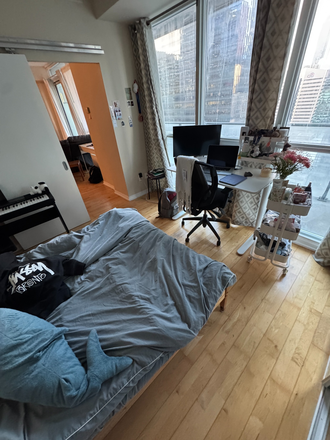 Bedroom - Furnished Bedroom for 8 month school-year sublease near Union Station
