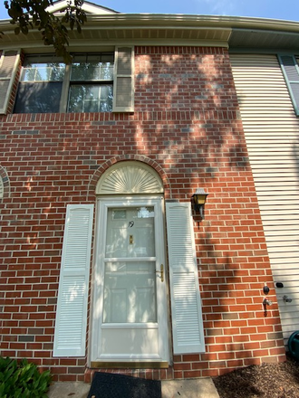 Front entry - Renovated 2BR townhome-O'Neill Ct-Lawrenceville