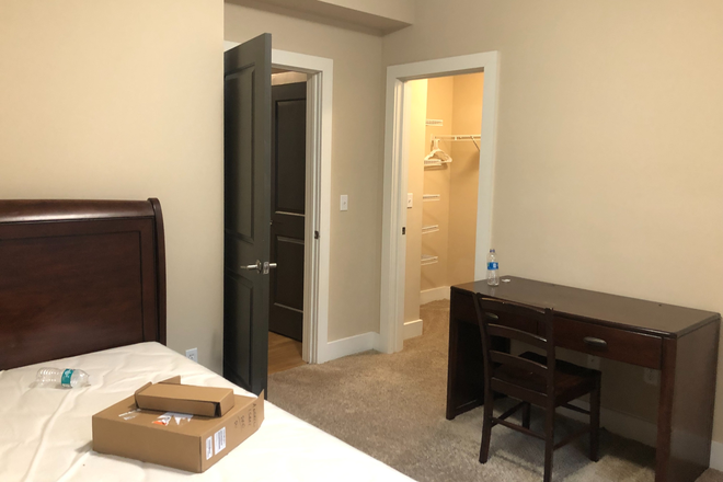 Bed/Room - Nice Apartment close to campus (your own room and bathroom)