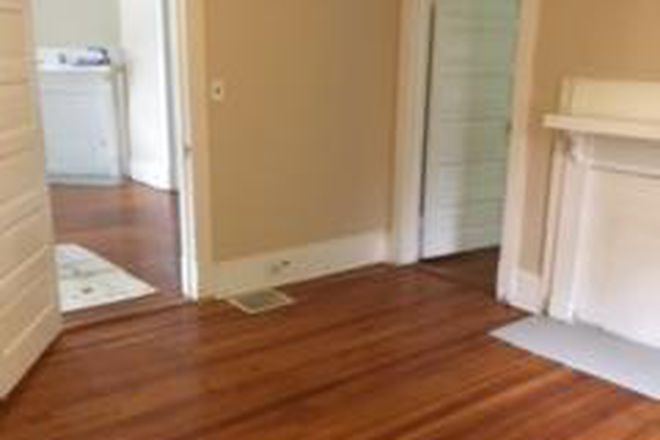 2 of 4 Bedrooms - Newly Renovated House -  1 Block from Duke East Campus