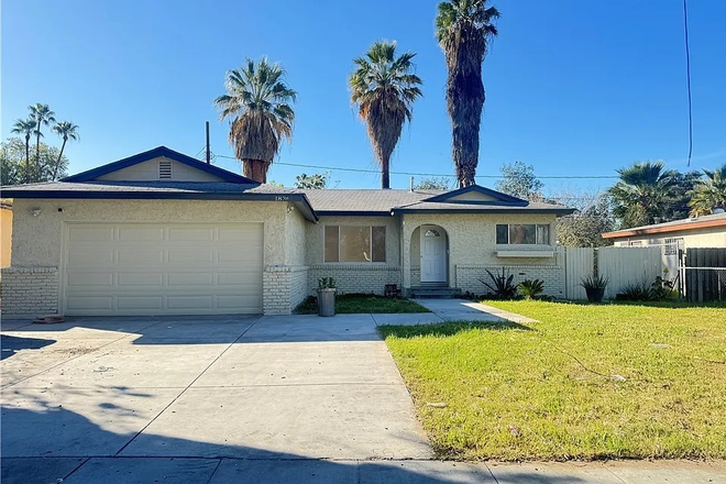 Rooms for Rent Near UCR Campus (1.3 miles) - Furnished (Not Furnished) Room Near UCR Campus (1.3 miles) Short-Term Stay (3-6 Months) House