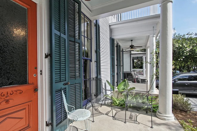 Front porch - Furnished 1BR in prime Uptown neighborhood Apartments
