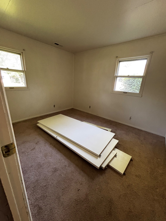Bedroom - Two Rooms for Rent House
