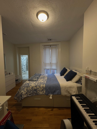 Call NOW for showings! 617-236-8600 - WEST CEDAR ST - *NO FEE* CHARMING 2BR/1BA AVAIL *1/1/2026* ON BEACON HILL W/ LNDRY IN BLDNG, FREPLCE Apartments