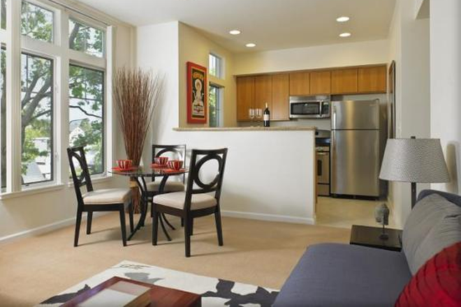 Dining Room - The Delaware Apartments