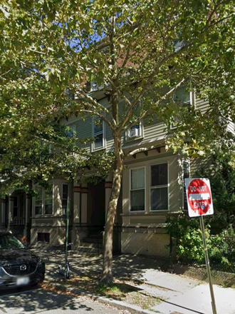 Outside Street View - Summer Subletting on Thayer - Apartment Near Brown University!
