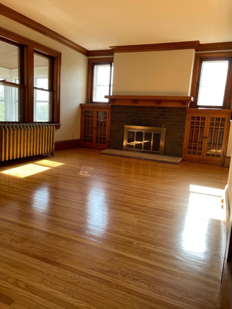 Living Room - Sunny Lower Unit of Duplex