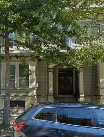Outside Street View - Summer Subletting on Thayer - Apartment Near Brown University!
