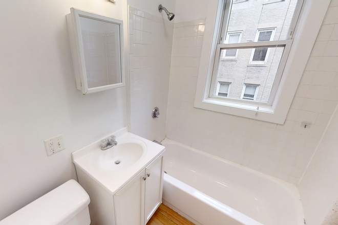 a - Great price and no FEE Apartments