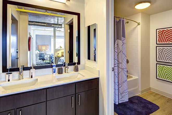 Photo - The Summit at University City Apartments