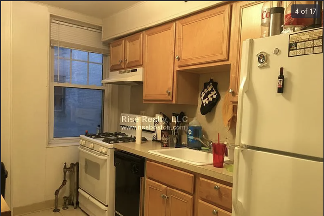 Kitchen - 2 Bedroom Apartment Looking for 2-month sublet (only 1 bedroom available)