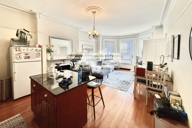 A - Amazing location and beautiful unit... DOGS OK Apartments