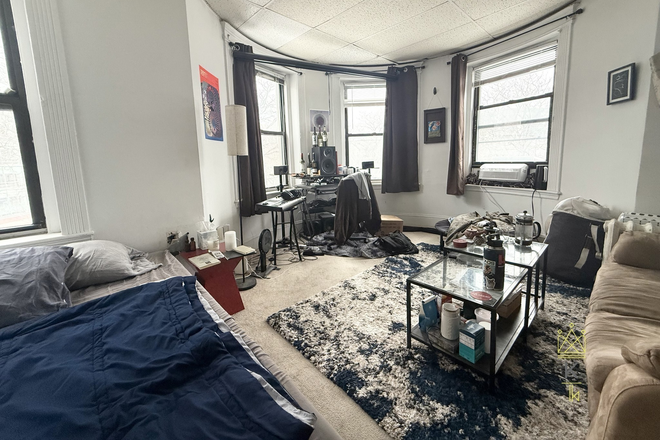 bedroom - Spacious Fenway 1 bed split for 9/1 - NO FEE!