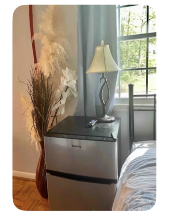 Mini fridge - Private Room w/ House Access