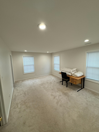 Primary Bedroom - Room in shared condo-Claridge Ct-Princeton