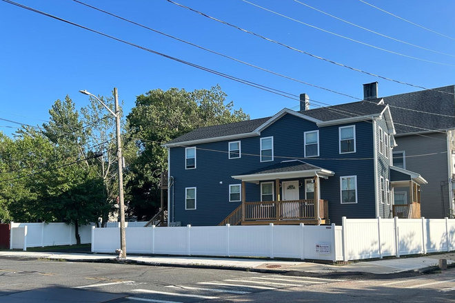 North West Facing Side of Property - 3 bedroom, 2 full bath apartment! Available Sept. 01, 2026 (Room for Rent)