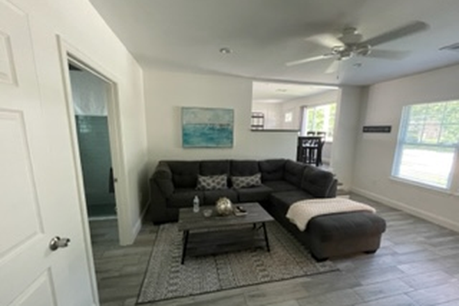 Family room - 48 Foddering Farm Road Narragansett, RI 02882 House