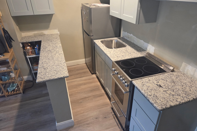 . - Spacious 2 bed, 2 bath unit, close to multiple T stops available 9/1/26! Apartments