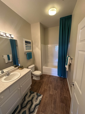 Bathroom not furnished - Costa Verde Village