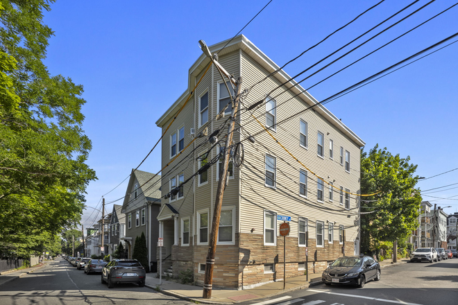 Oustside Street View - 84 Line Street #2 Somerville, MA 02143 Apartments