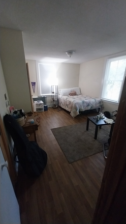 Bed Room - McClellan Street House - Foreign Graduate Students preferred