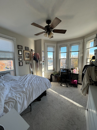 Bedroom - 4 Bed Available 9/1/26! *CONTACT NOAH 603-470-8181 Apartments