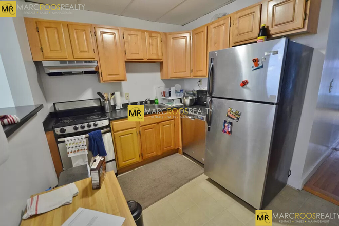 Call call or text Arezou at 617-584-7817 - Spacious and Sunny 2 bed 1 bath close to Campus!!! Apartments