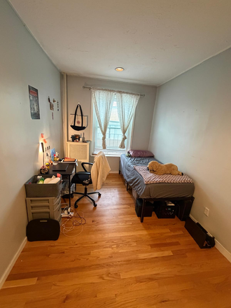Bedroom - A Cozy Apartment in the Fenway Area