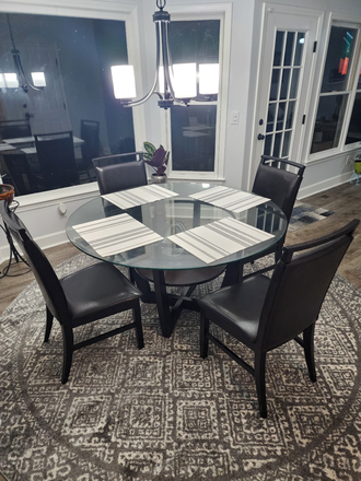 Breakfast table - House close to KSU