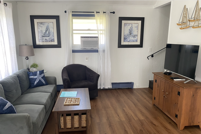 LIVING ROOM - 97 Tupelo Trail- '26-27" Academic Year House