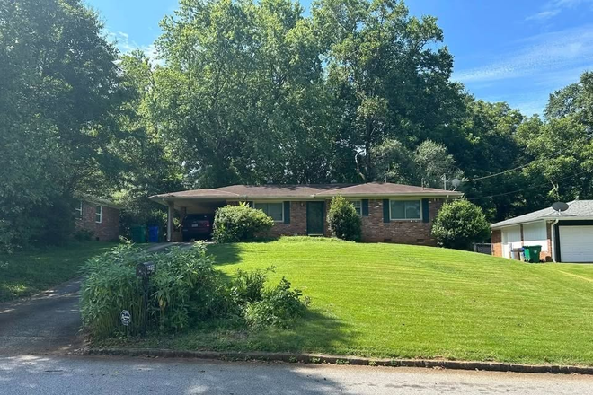 House from the street - 2br/1ba House in Belvedere Park