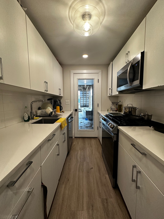 Call NOW for showings! 617-236-8600 - BREMEN ST - HUGE 2 FLR 4BR IN JEFFRIES POINT NEAR MBTA FOR *9/1/2026* W/ IN UNIT W/D, 2 BATH, DW! Apartments
