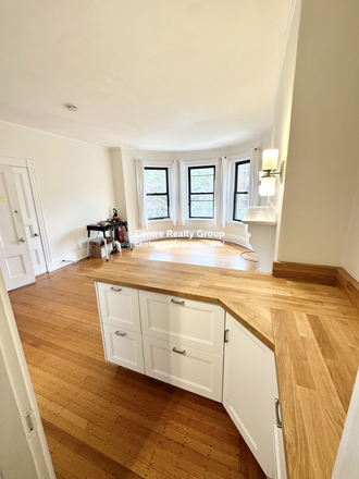 living - SPACIOUS 2 BED 2 BATH, WATER INCLUDED! 9/1/26! Apartments