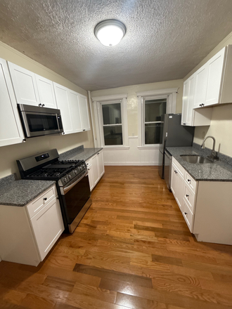 Call NOW for showings! 617-236-8550 - PARK DR - AUDUBON CRCL GRDN LEVEL 5BR FOR *9/1/2025* W/ 2 BATH, H&HW INC, LNDRY IN BLDNG, NEW KTCHN!