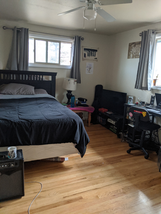 Available unfurnished bedroom--furniture is not current - 1 Bedroom available in a 4 bedroom home with yard