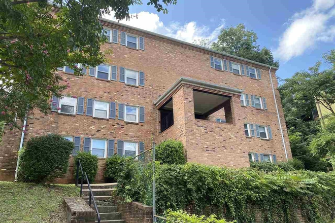 Exterior - 1709 Jefferson Park Ave - Now Leasing for 2026-2027