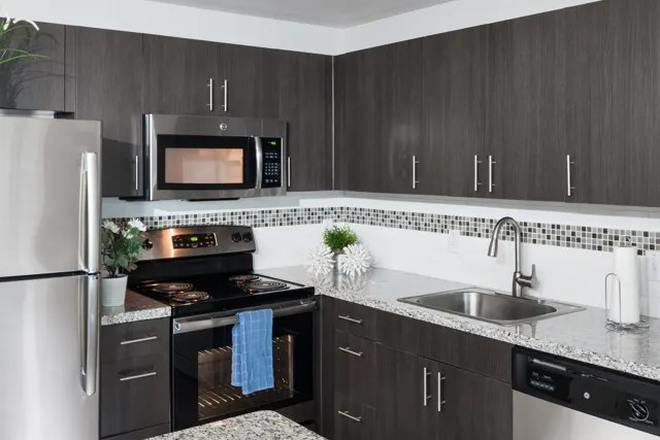 Kitchen - Park West, Large Fully Furnished Bedroom, Private Bath, Full Kithcen, In-Unit Laundry