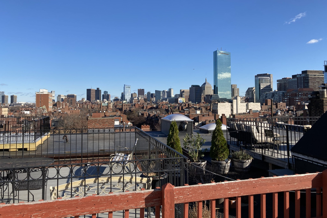 view - 2 Bedrooms Penthouse in Back Bay walk to Campus No FEE