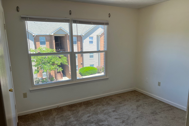 Bedroom - Tech Terrace Apartments