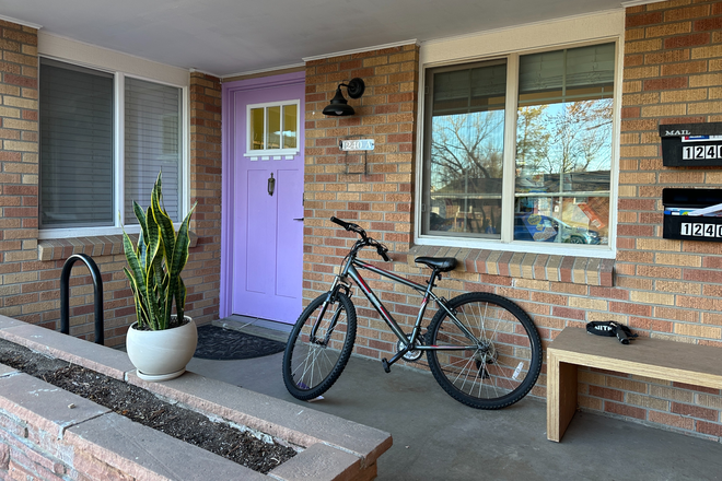 Front door - Sublet Close to Campus - 1 Bedroom plus Private Bath in Duplex (Rent Negotiable) Duplex