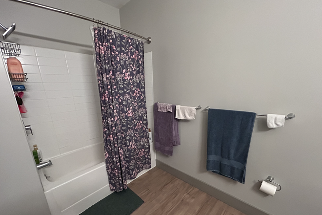 Bathroom: Shower Area - Aspen Heights Apartments