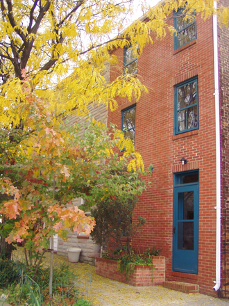 Front door street view autumn - Fells Point Houseshare -- your own 2 rooms + all common space!