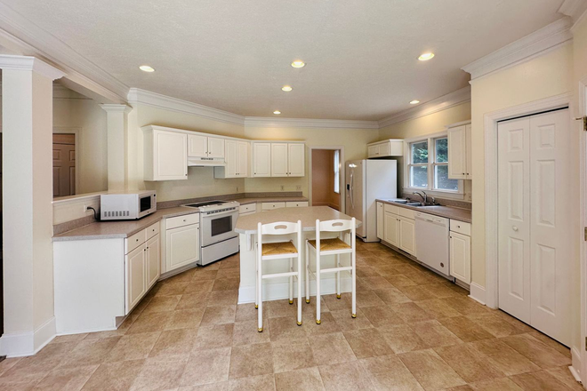 Photo - 4 Bedroom 3 Bath House