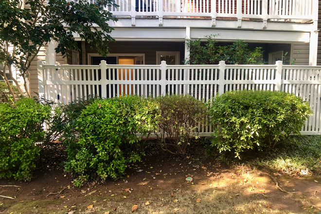 Outside back view - Spacious 2 bedroom condo in GREAT location!