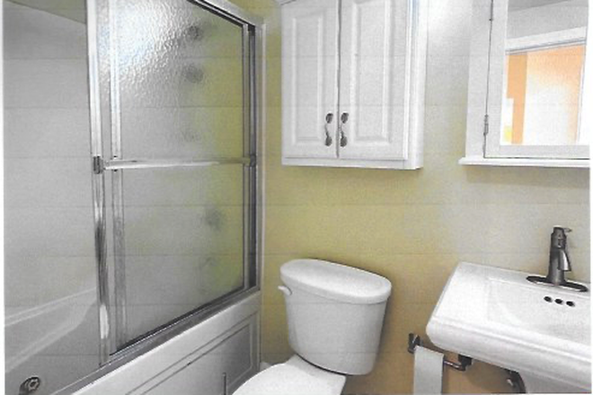 Bathroom2 - Charming 3BR 2BA unit, 10 min walk to BC campus & Green T station, Rent includes central AC & more Condo