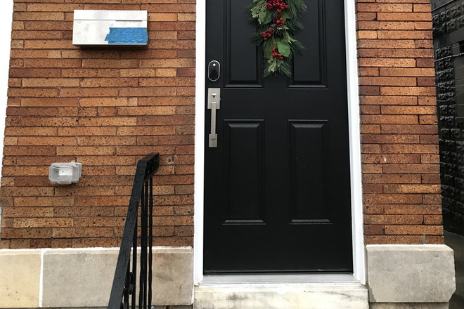 Outside Street View - Cozy Bedroom near John Hopkins /Patterson Park/Greektown Townhome